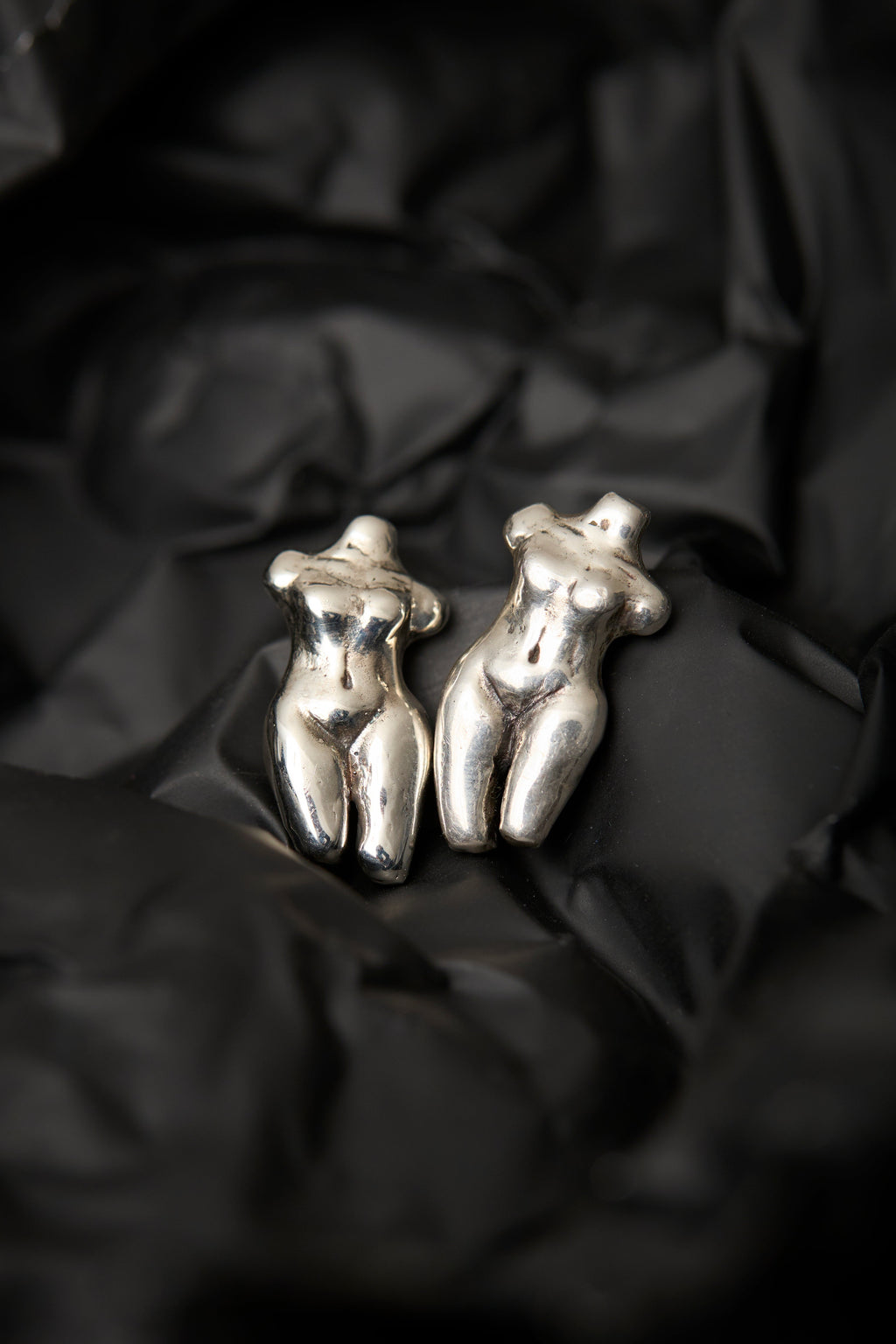 Cuerpo Earrings