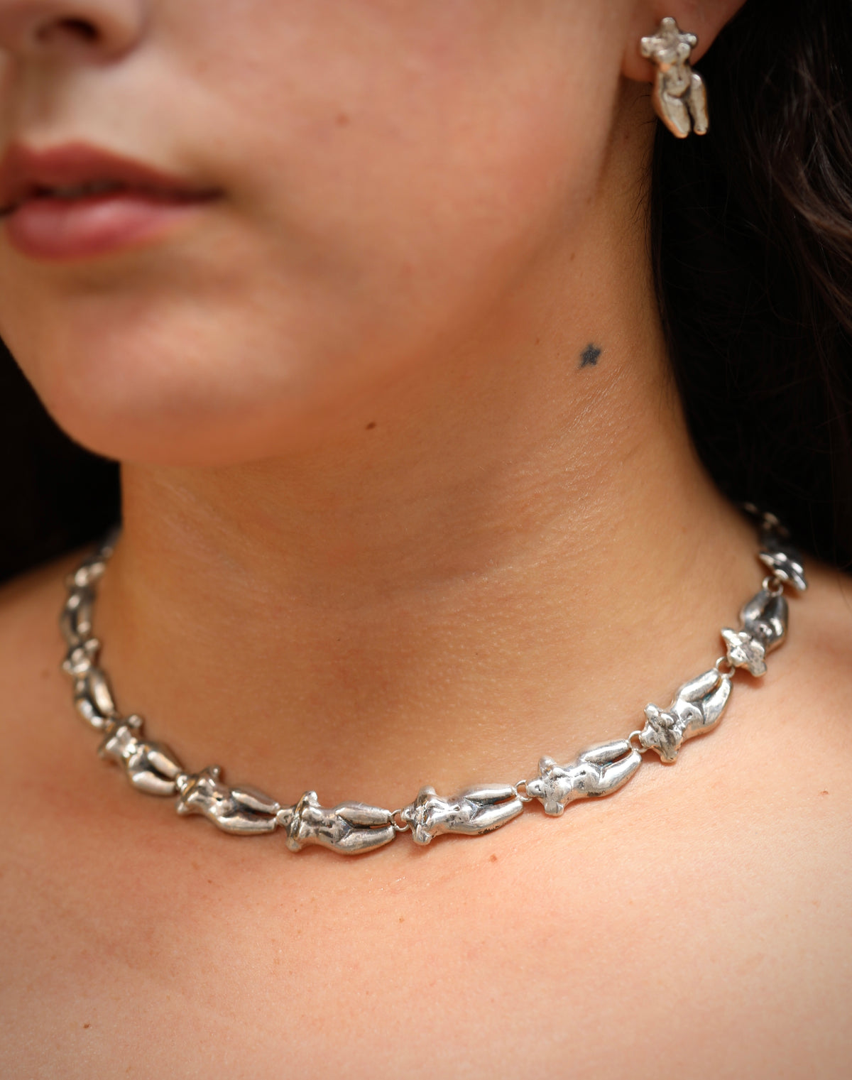 Cuerpo Necklace