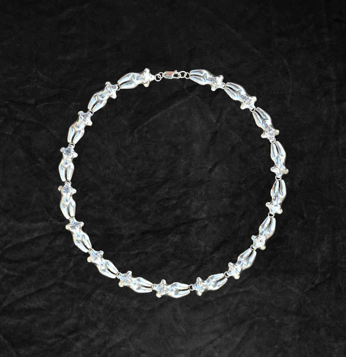 Cuerpo Necklace
